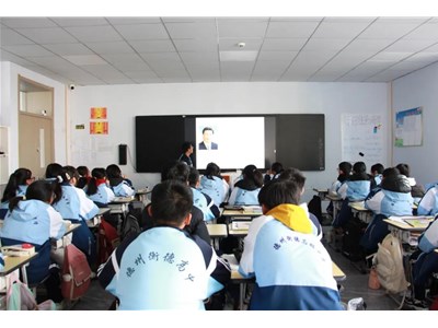 【思政课堂】衡德中学学习《新时代中国特色社会主义思想学生读本》印记